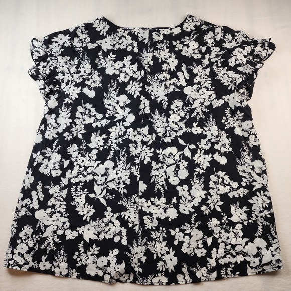 NEW Lane Bryant Top Womens 26 L Black White Floral Short Sleeve Blouse Office‎ - Picture 10 of 11